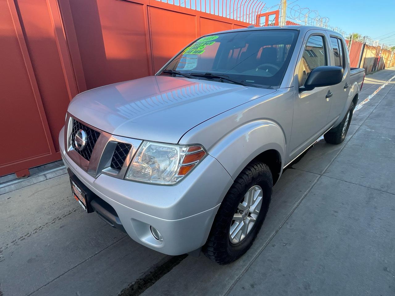 Nissan Frontier  2015