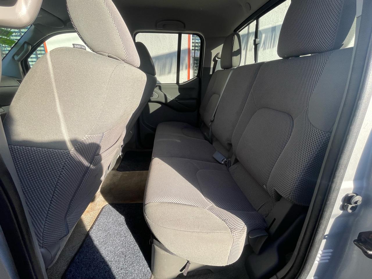 Nissan Frontier  2015