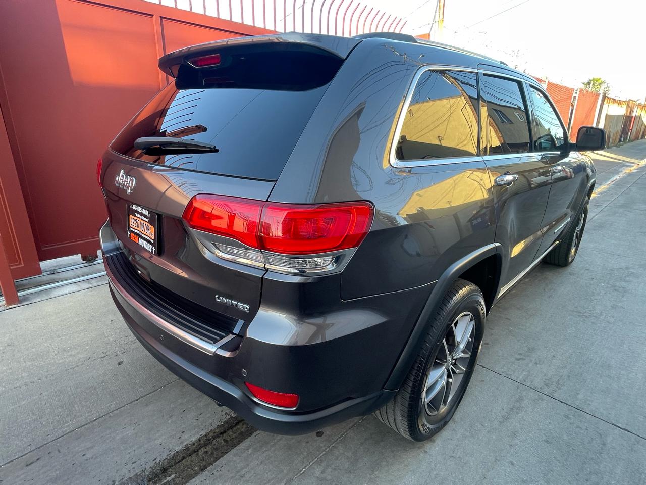 Jeep Grand Cherokee Limited 2WD 2017