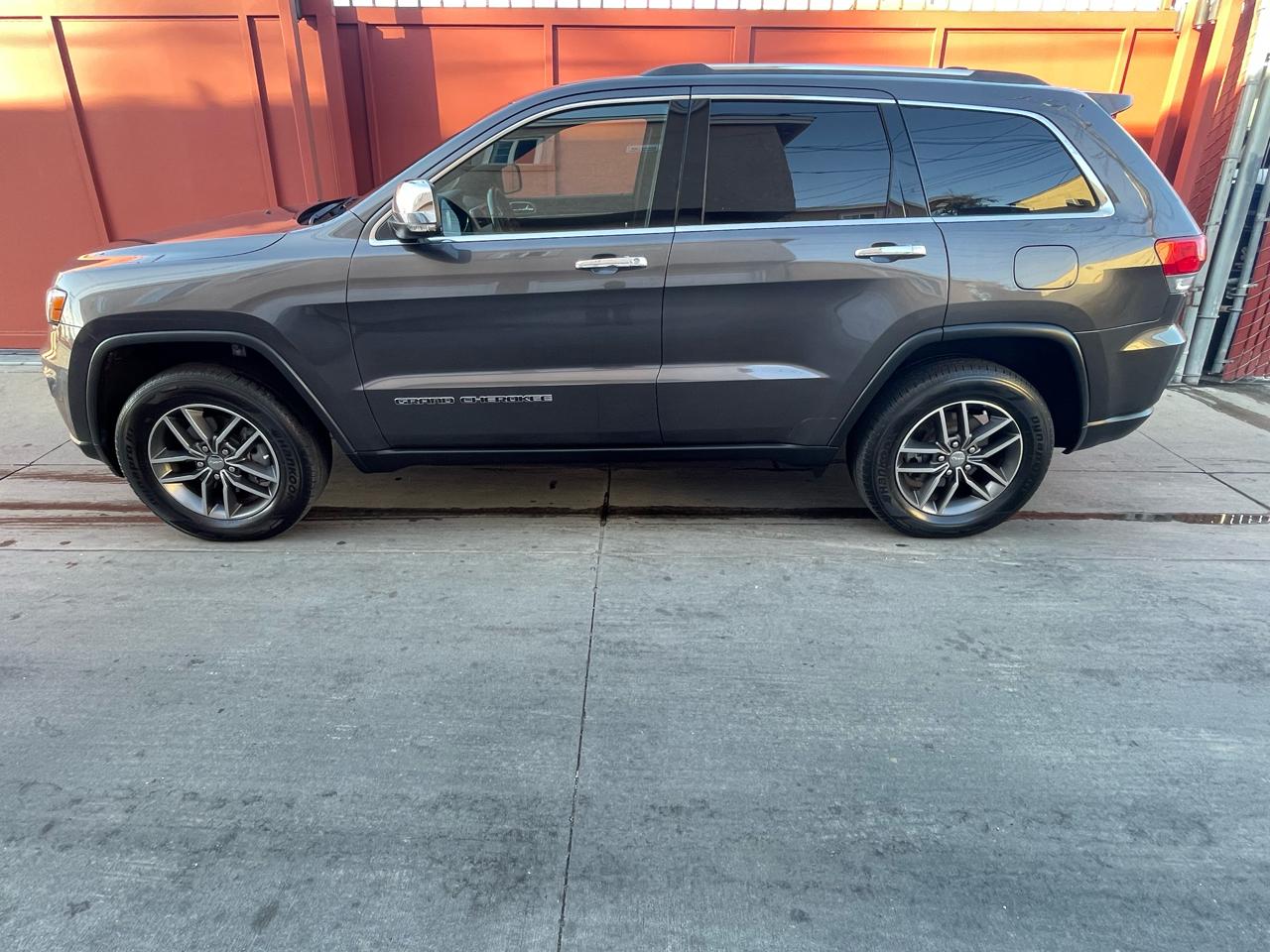 Jeep Grand Cherokee Limited 2WD 2017