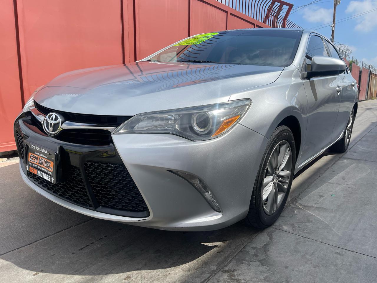 Toyota Camry SE 2015