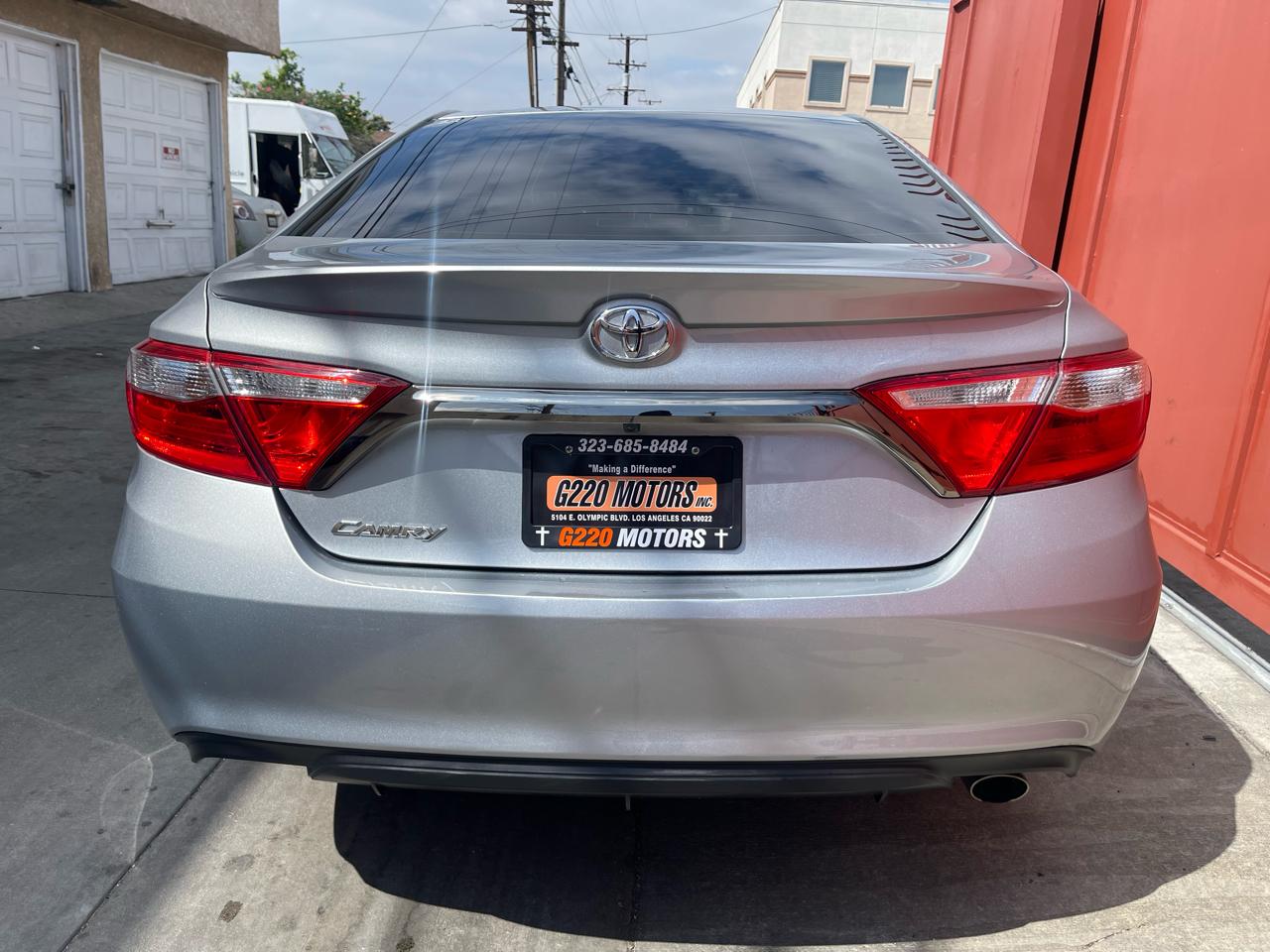 Toyota Camry SE 2015