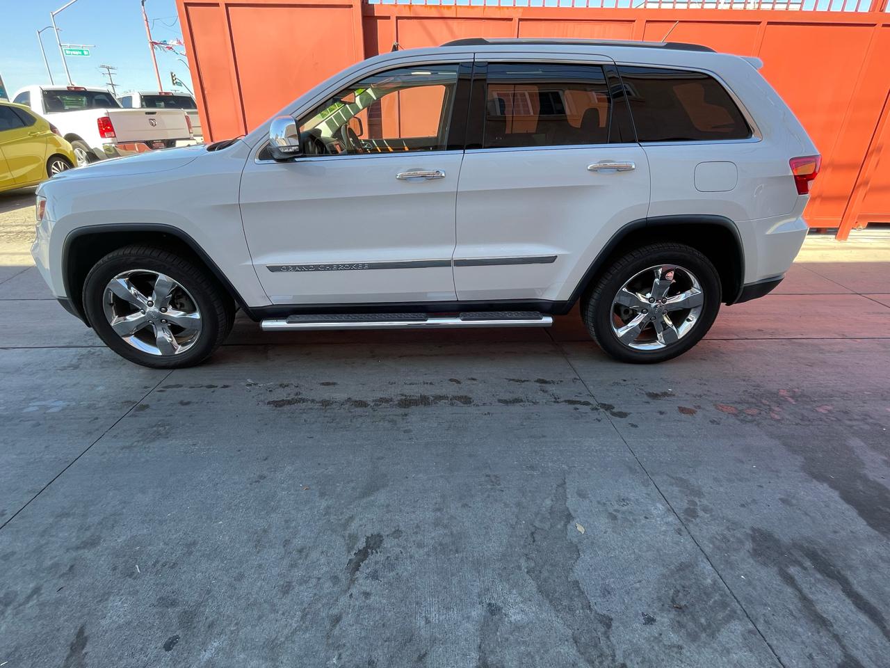 Jeep Grand Cherokee Overland 4WD 2013