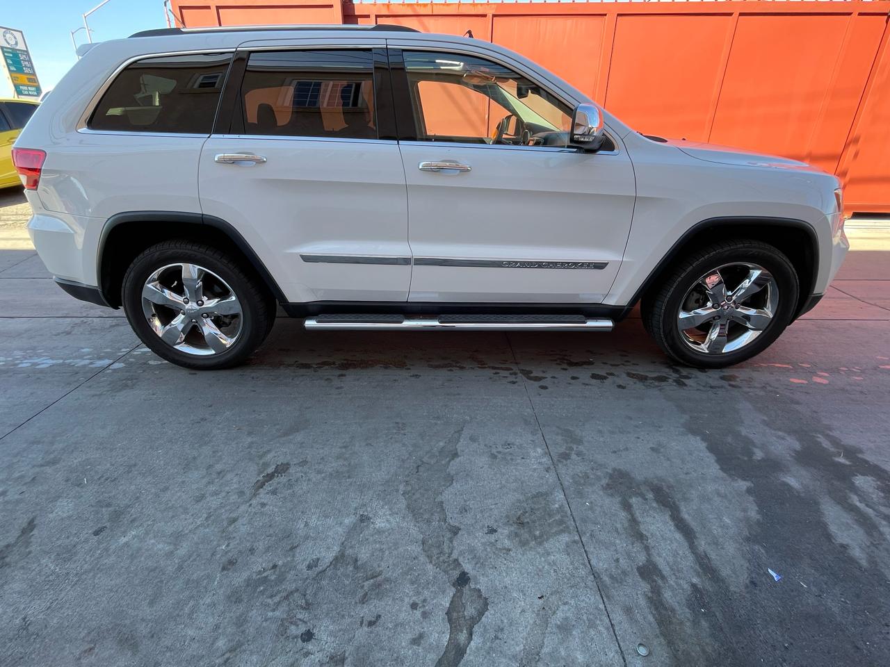 Jeep Grand Cherokee Overland 4WD 2013