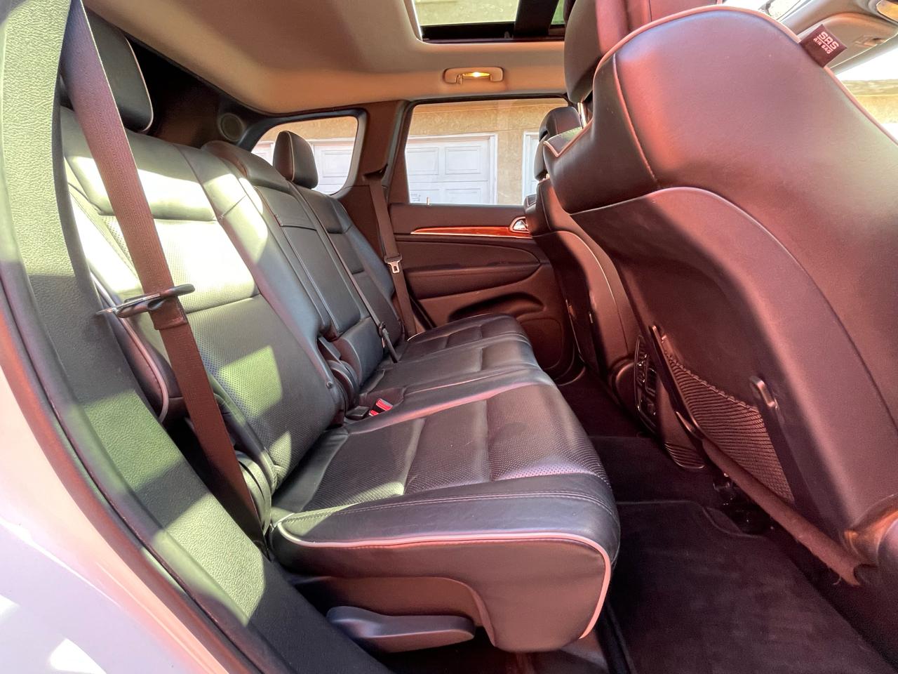 Jeep Grand Cherokee Overland 4WD 2013