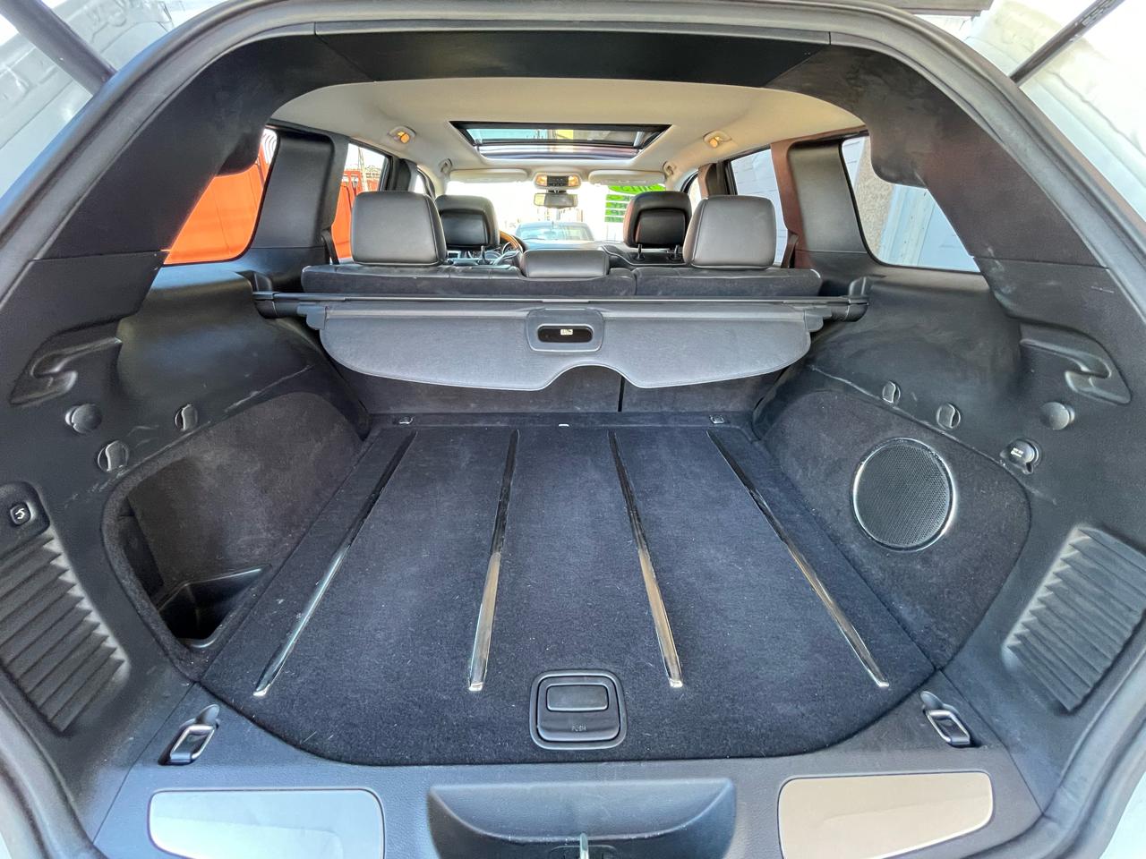 Jeep Grand Cherokee Overland 4WD 2013