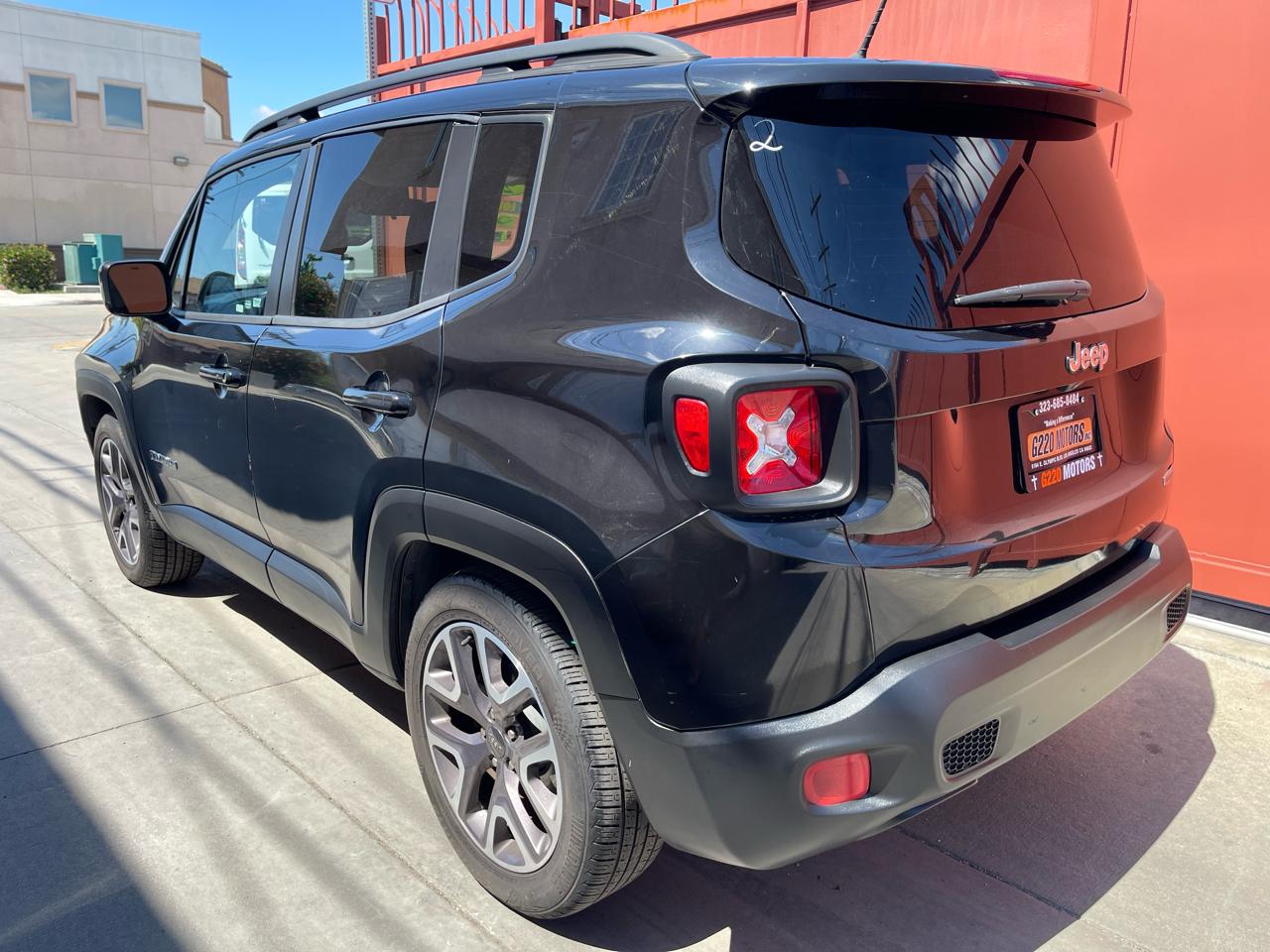 Jeep Renegade Latitude FWD 2016