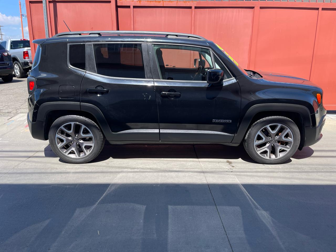Jeep Renegade Latitude FWD 2016