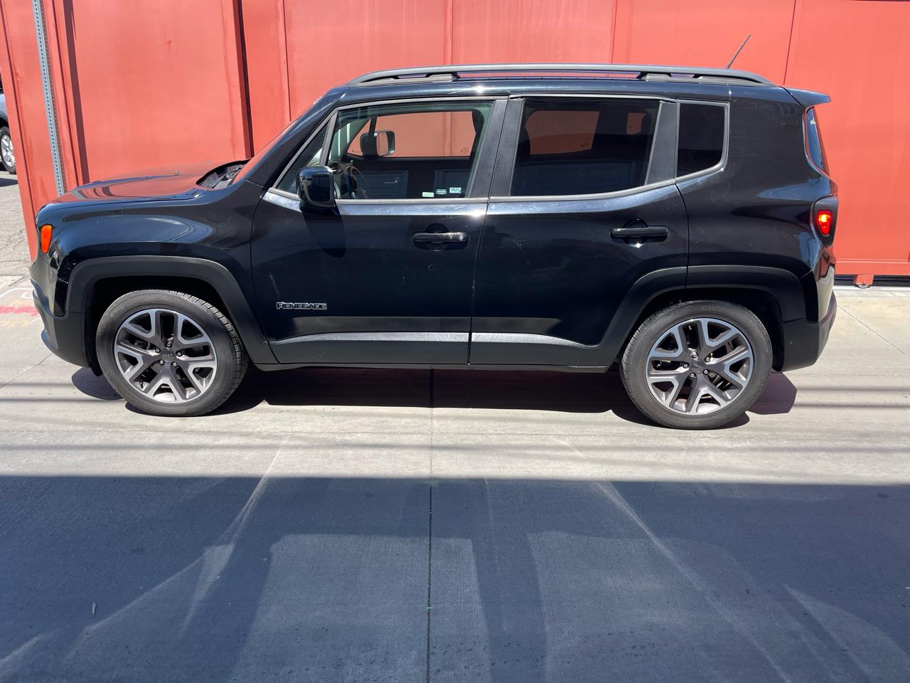 Jeep Renegade Latitude FWD 2016