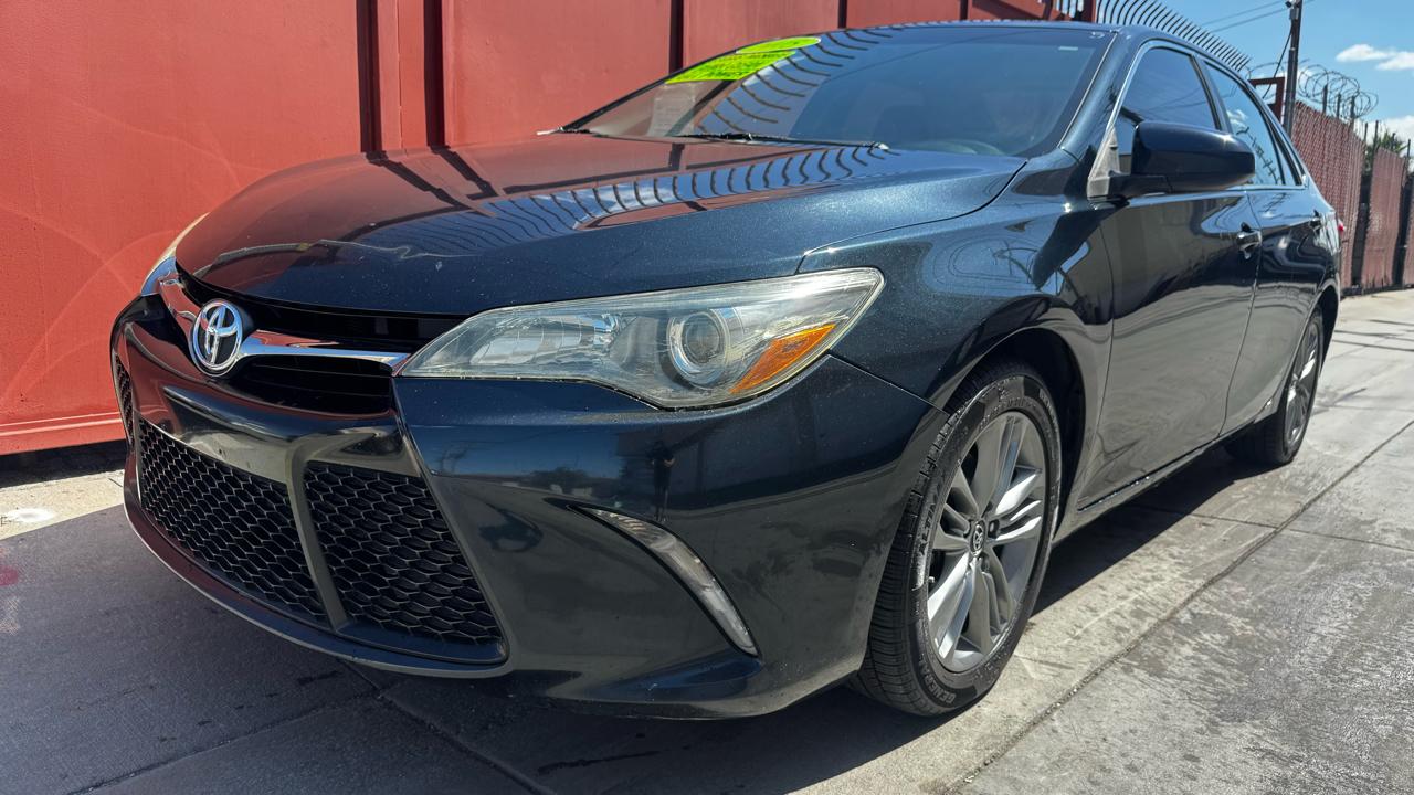 Toyota Camry SE 2015