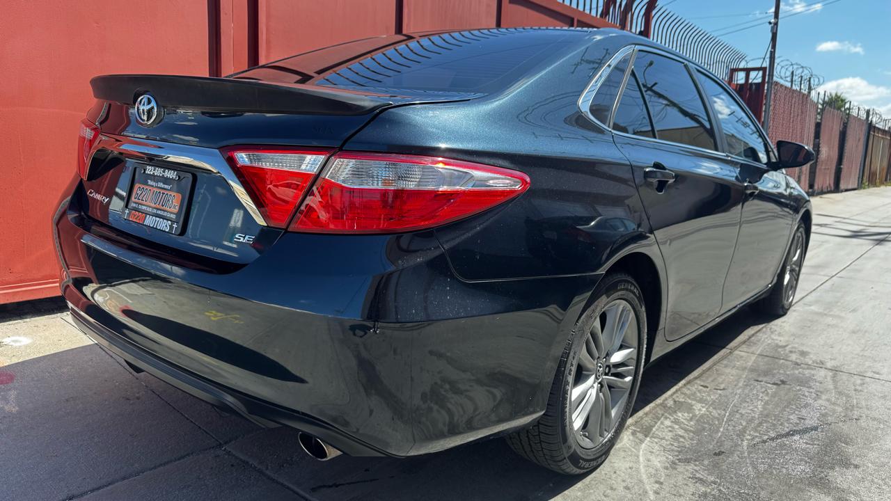 Toyota Camry SE 2015