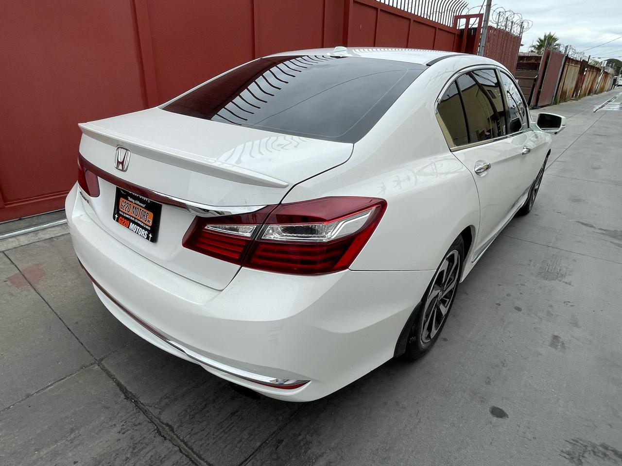 Honda Accord EX-L Sedan CVT 2016