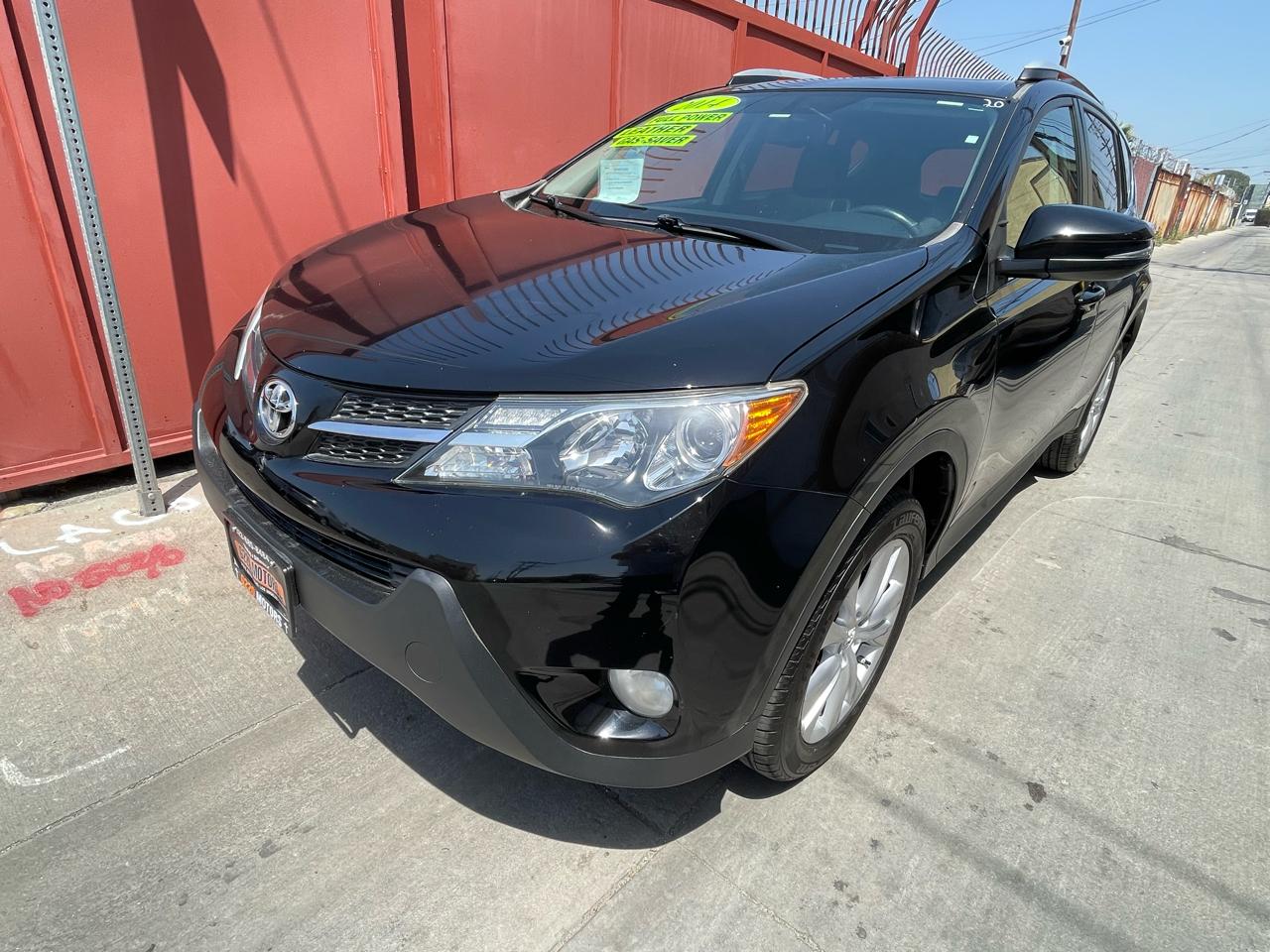 Toyota RAV4 Limited FWD 2014
