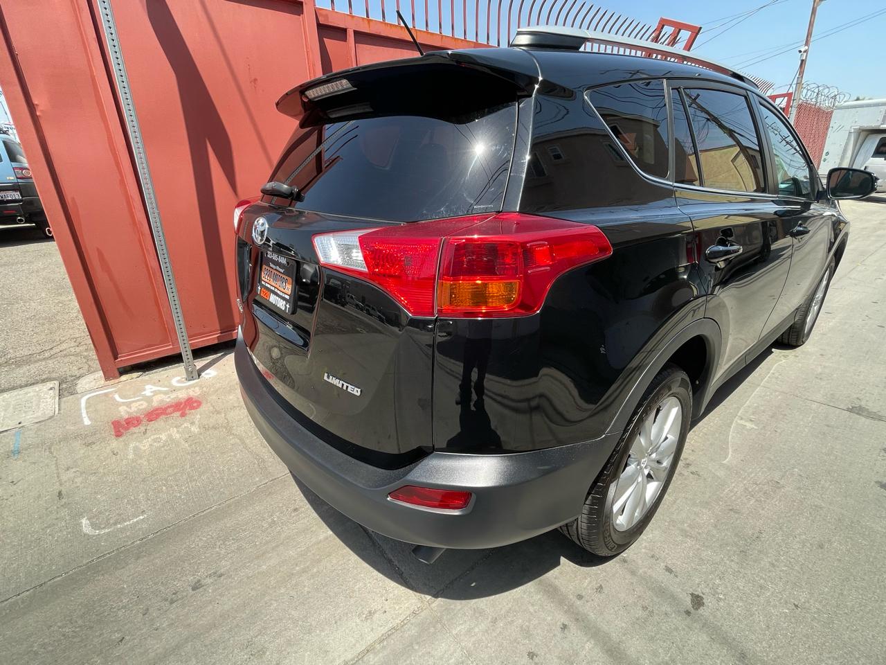 Toyota RAV4 Limited FWD 2014