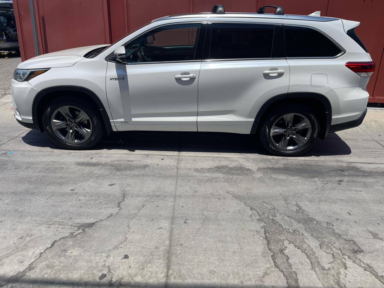 Toyota Highlander Hybrid Limited Platinum AWD 2017