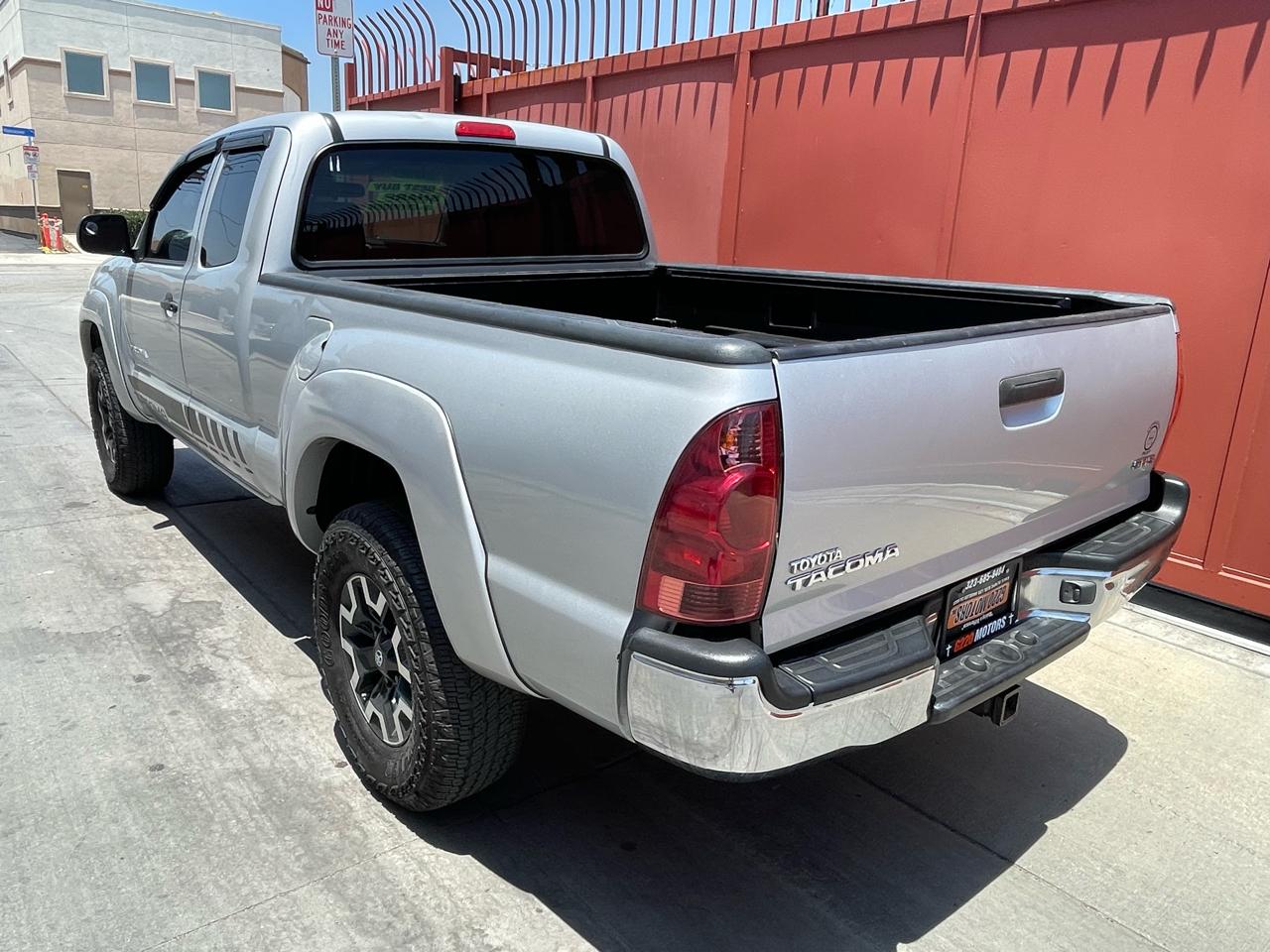 Toyota Tacoma PreRunner Access Cab I4 Manual 2WD 2005