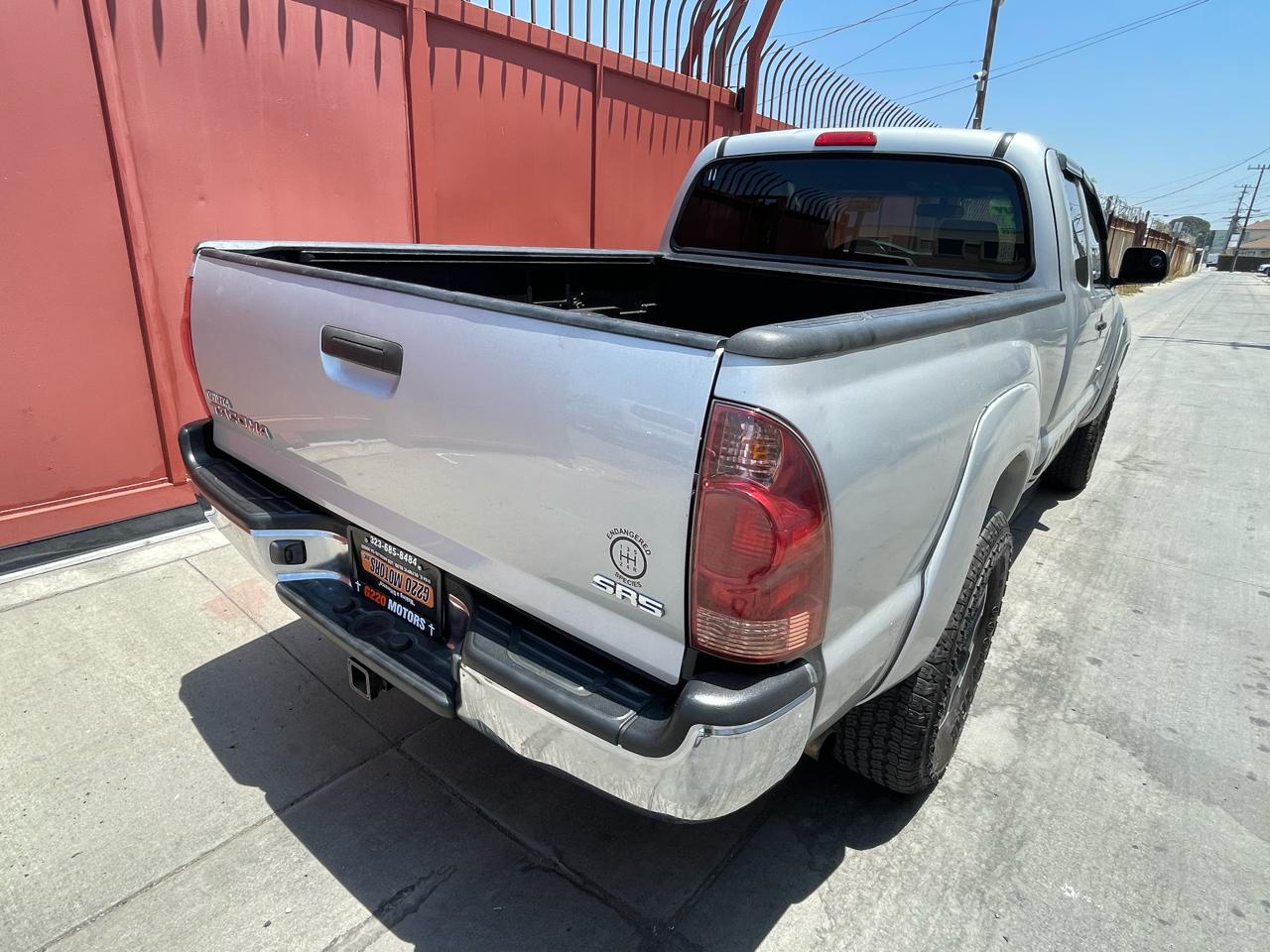 Toyota Tacoma PreRunner Access Cab I4 Manual 2WD 2005