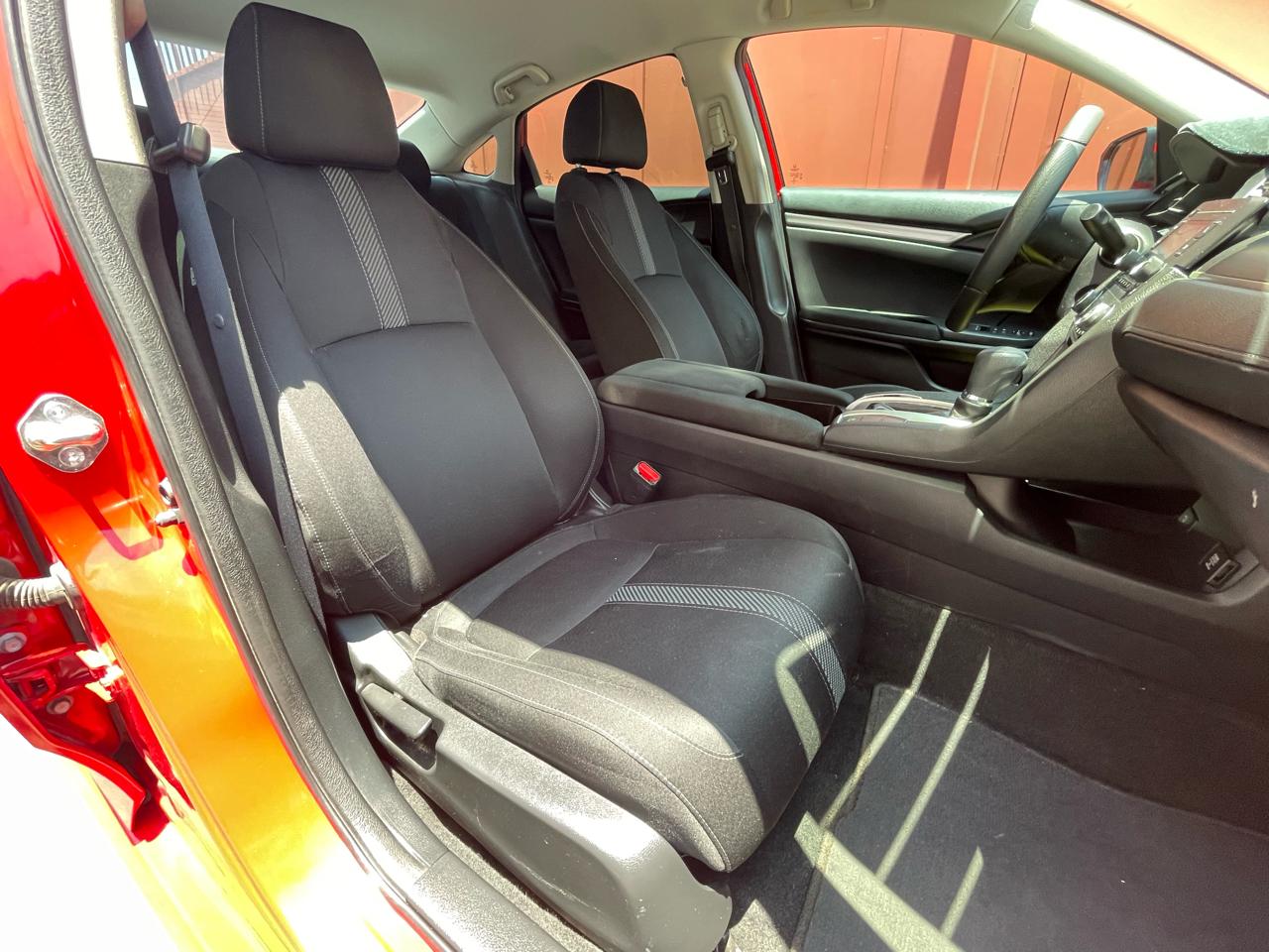 Honda Civic LX Sedan CVT 2016