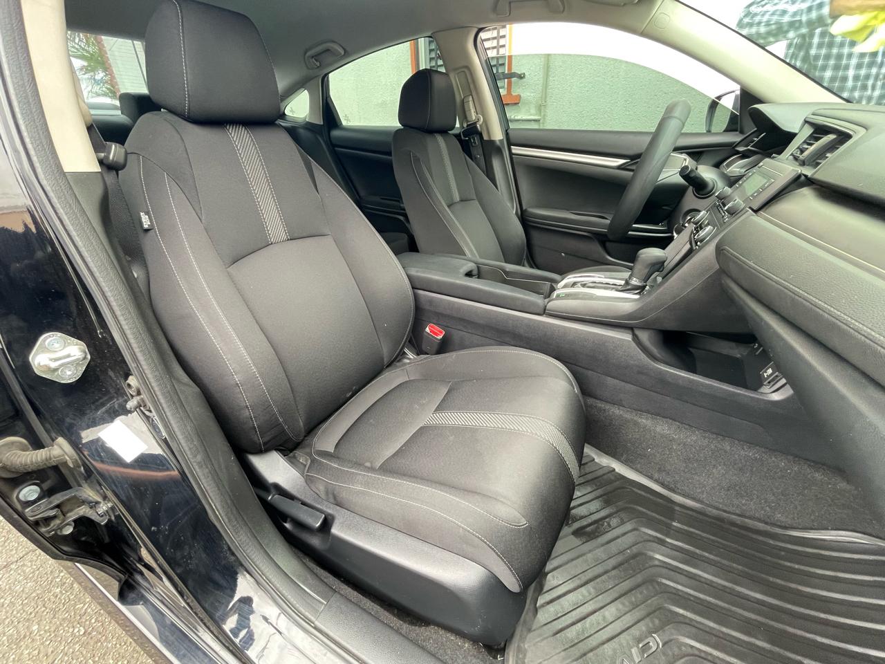 Honda Civic LX Sedan CVT 2017
