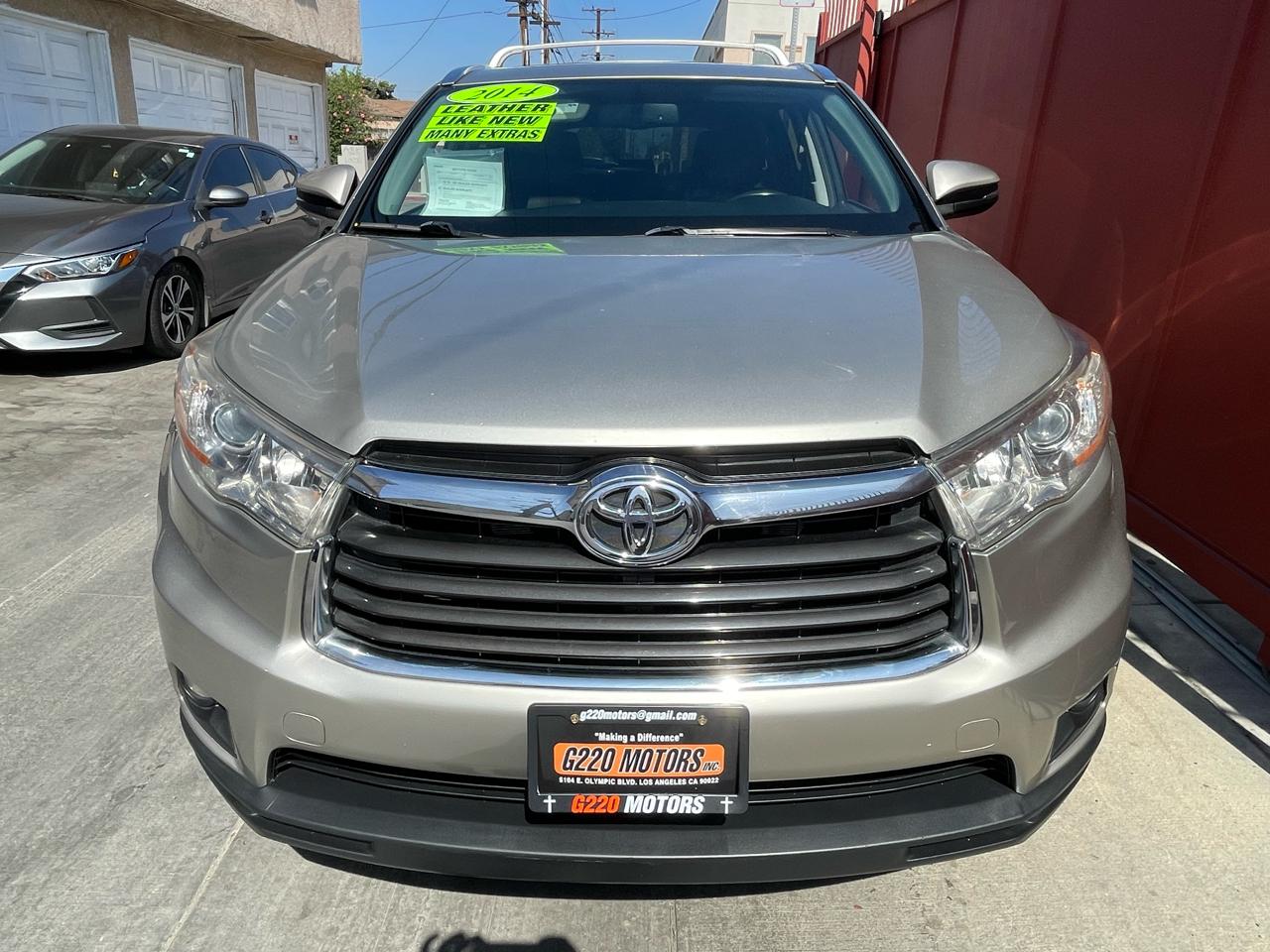 Toyota Highlander XLE AWD V6 2014