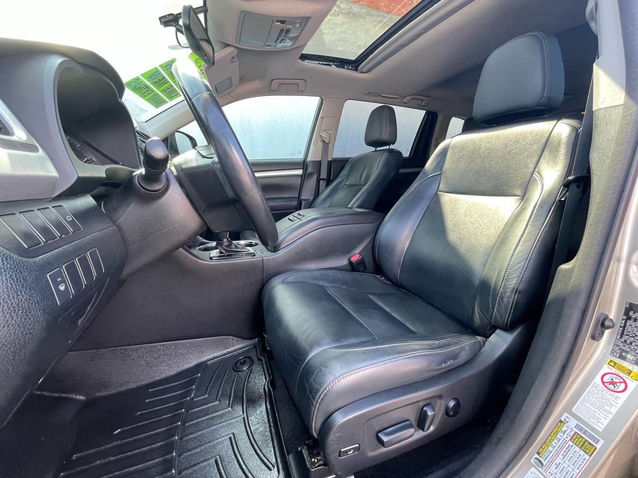 Toyota Highlander XLE AWD V6 2014
