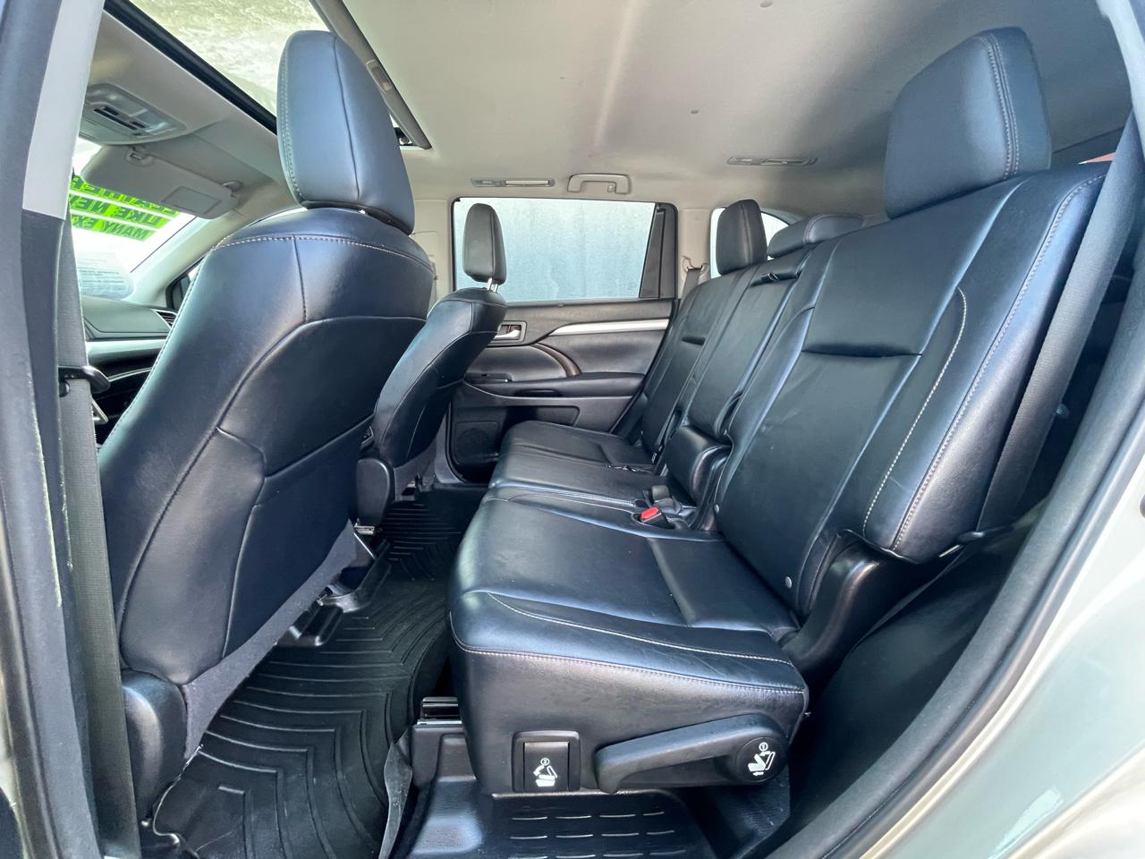 Toyota Highlander XLE AWD V6 2014