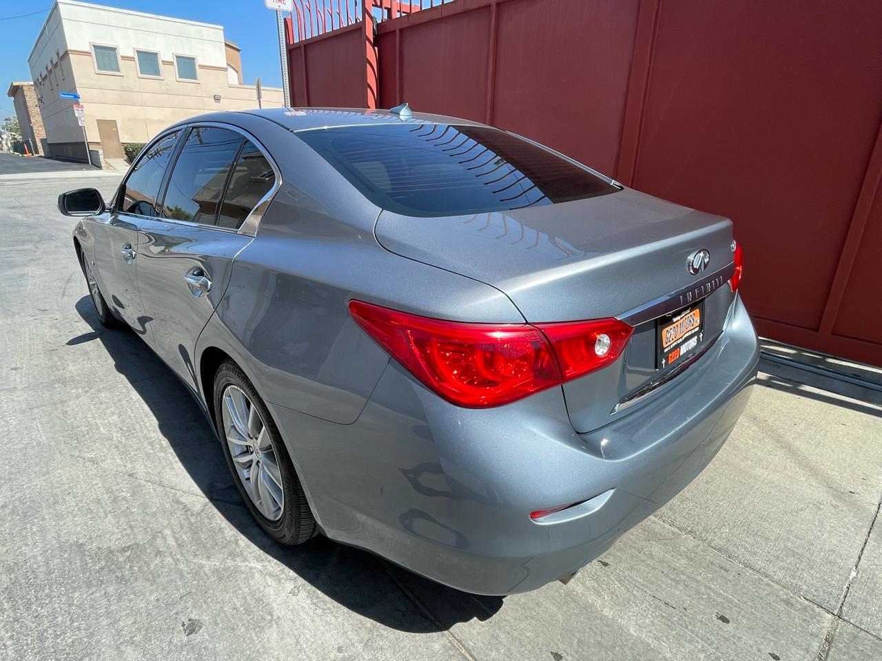 Infiniti Q50 4dr Sdn Premium RWD 2015