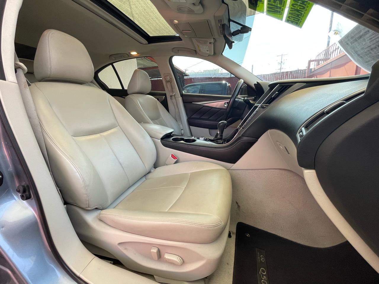 Infiniti Q50 4dr Sdn Premium RWD 2015
