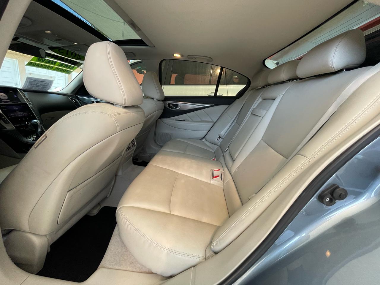 Infiniti Q50 4dr Sdn Premium RWD 2015