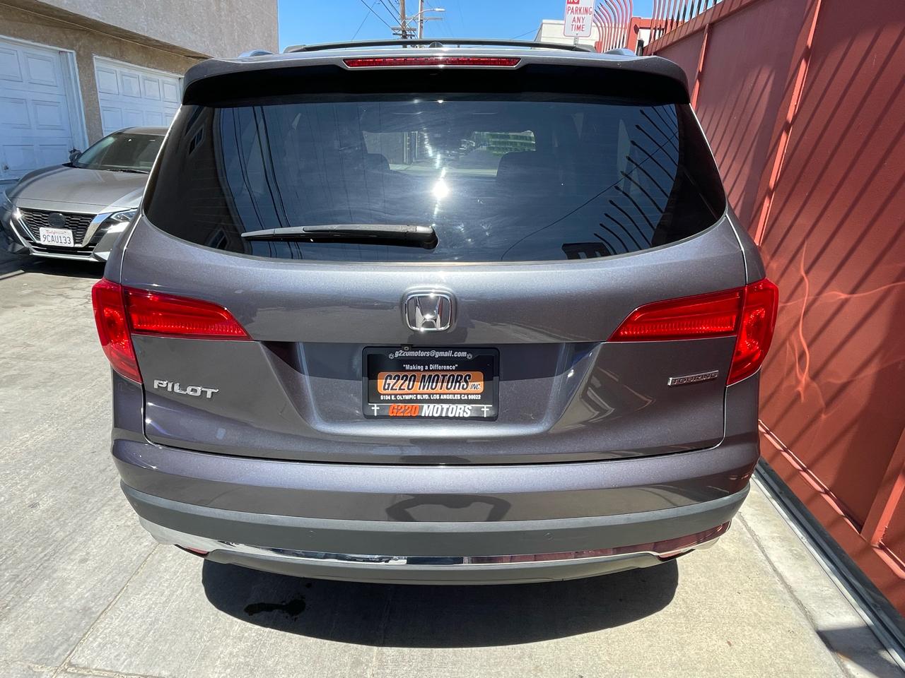 Honda Pilot Touring 2WD 2016