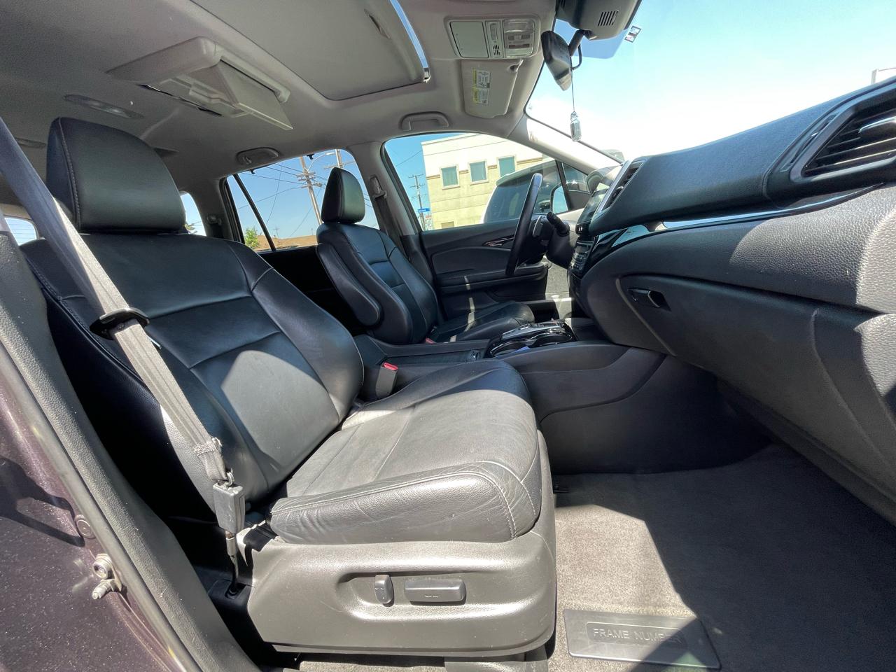 Honda Pilot Touring 2WD 2016