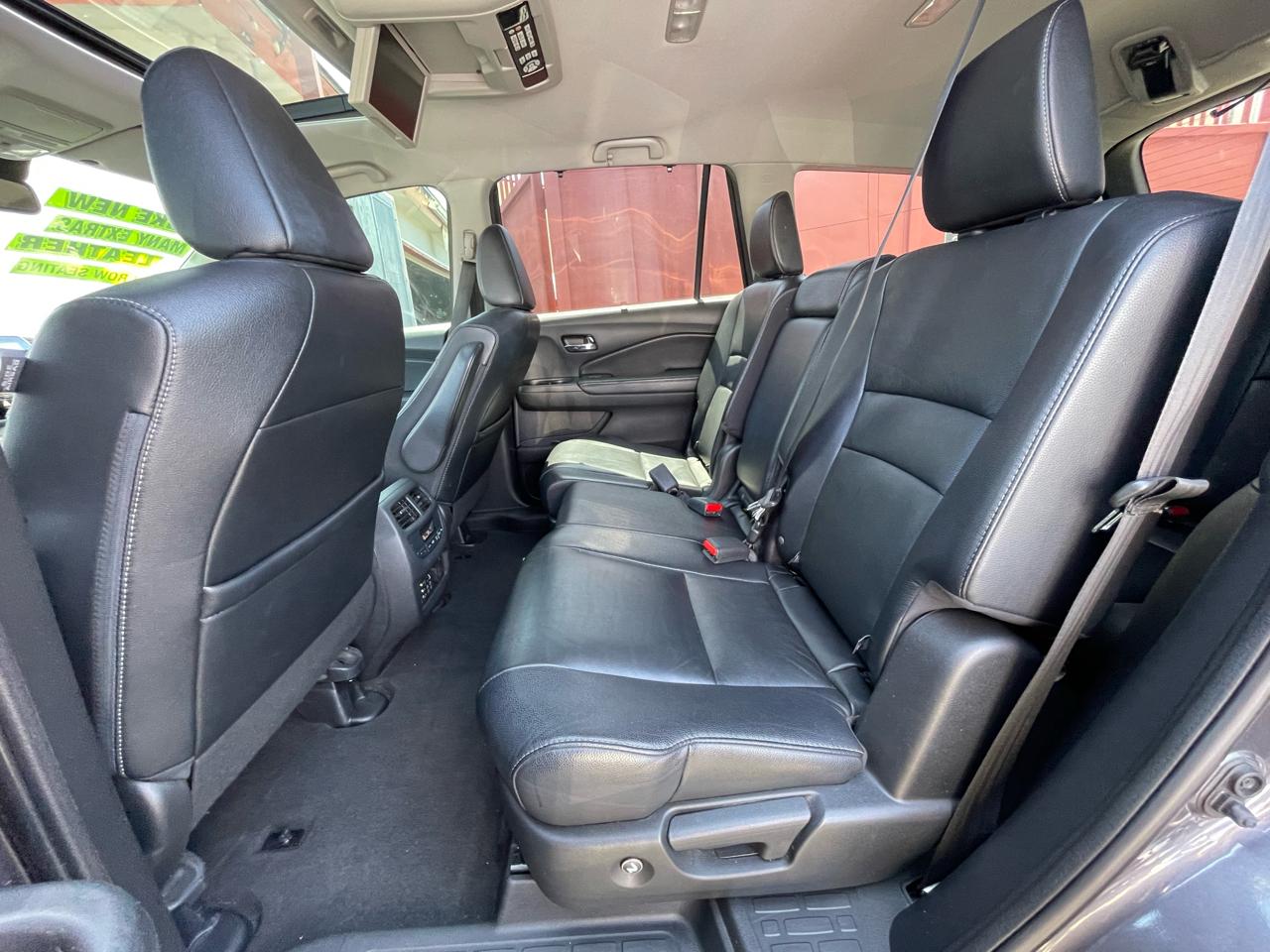 Honda Pilot Touring 2WD 2016