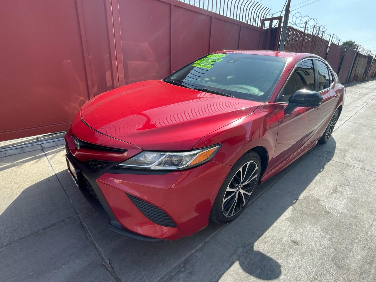 Toyota Camry XLE 2019