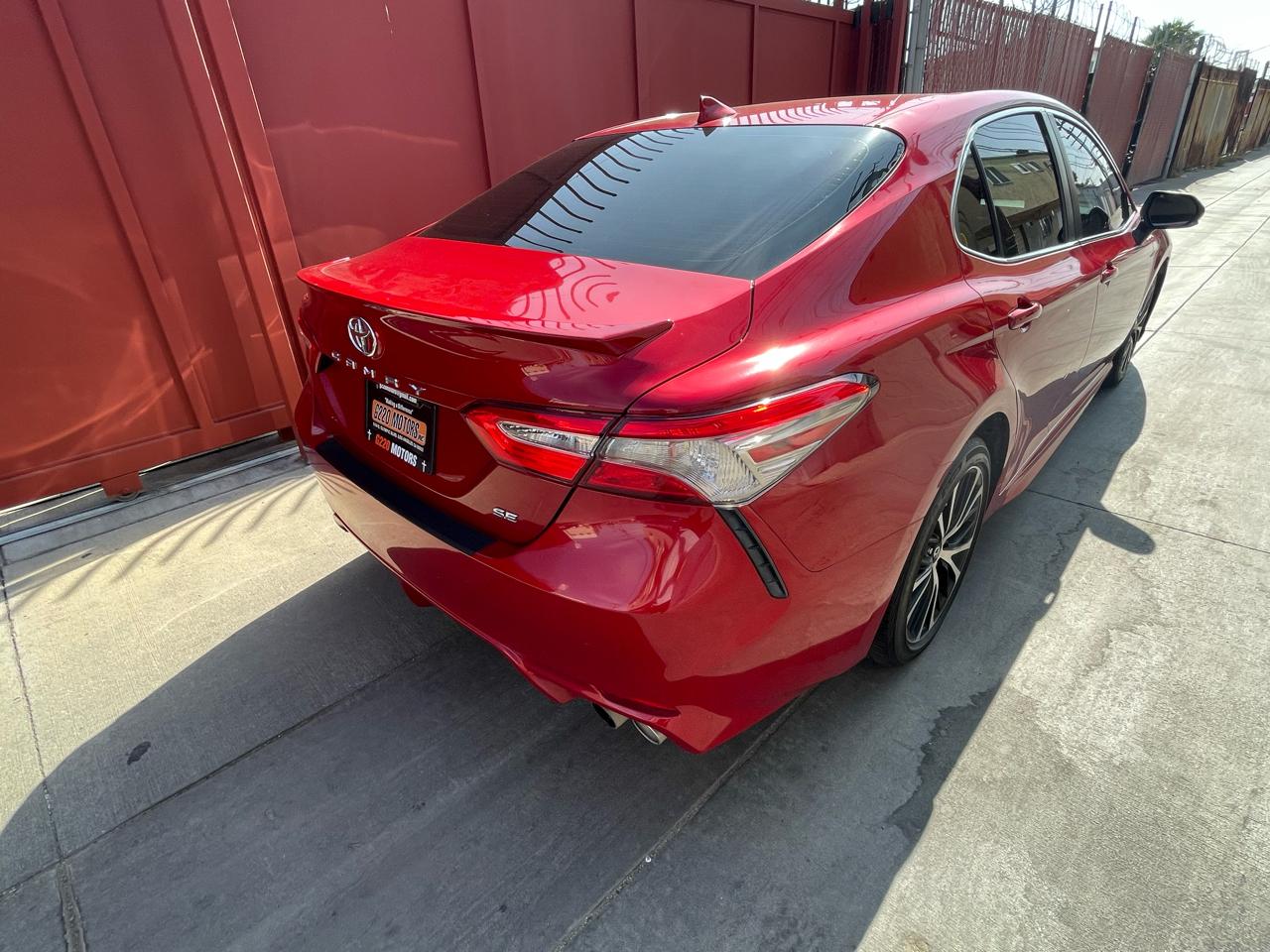 Toyota Camry XLE 2019