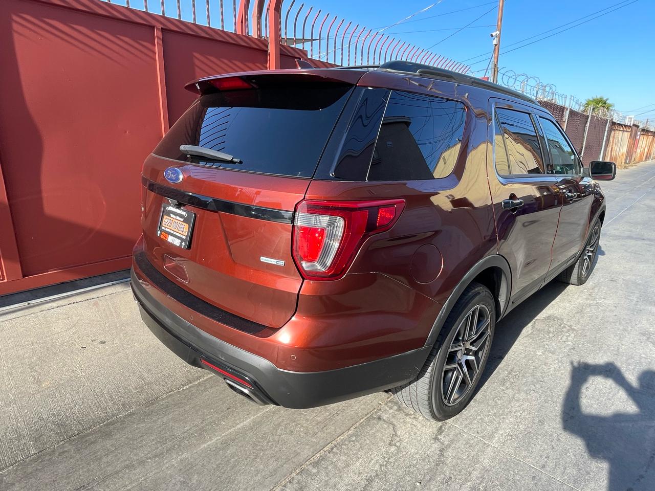 Ford Explorer Sport 4WD 2016