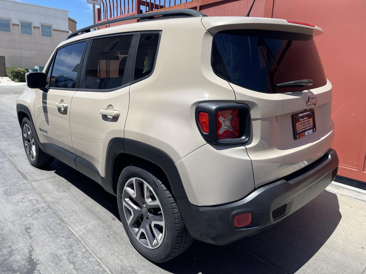 Jeep Renegade Latitude FWD 2015