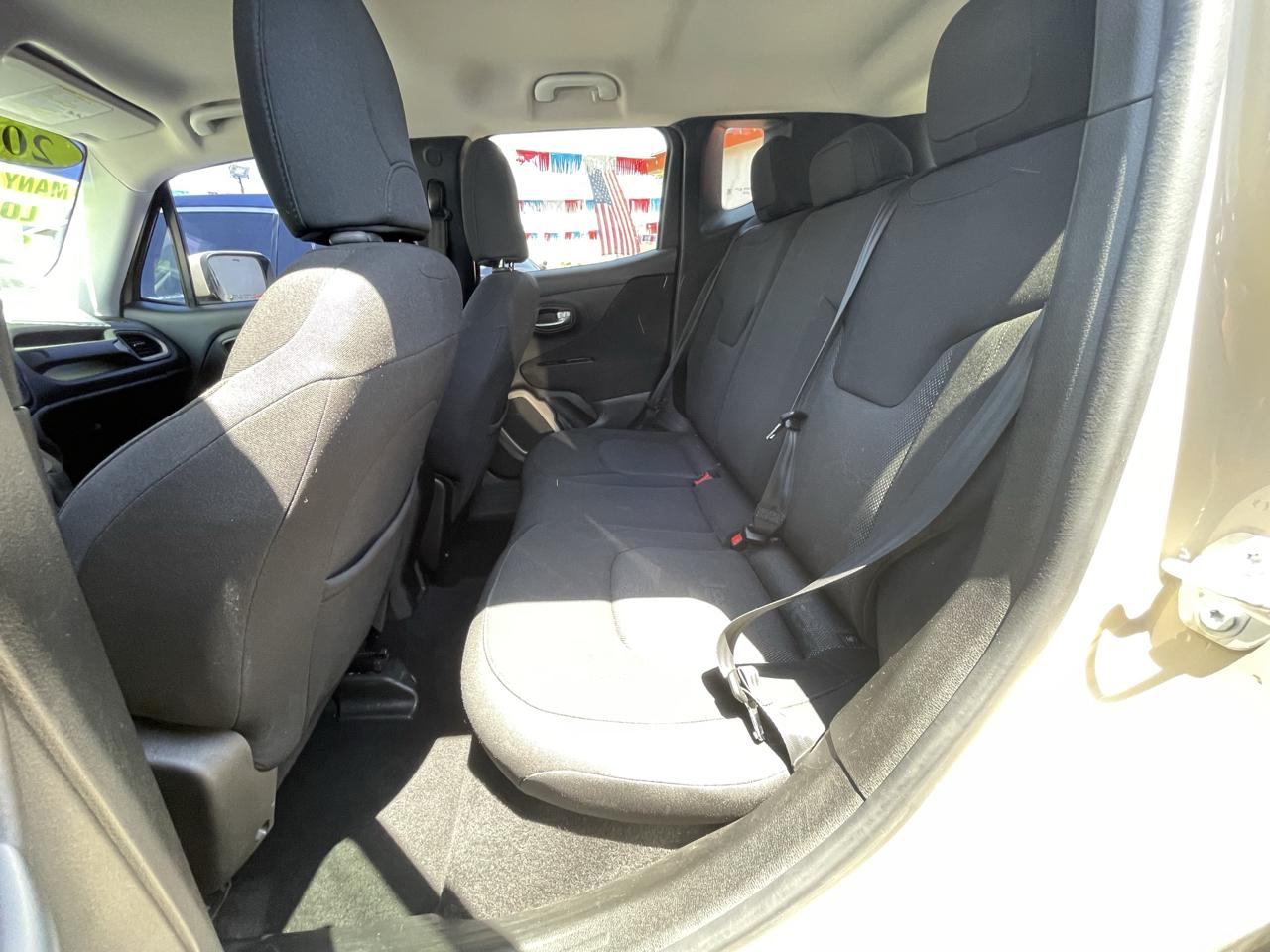 Jeep Renegade Latitude FWD 2015