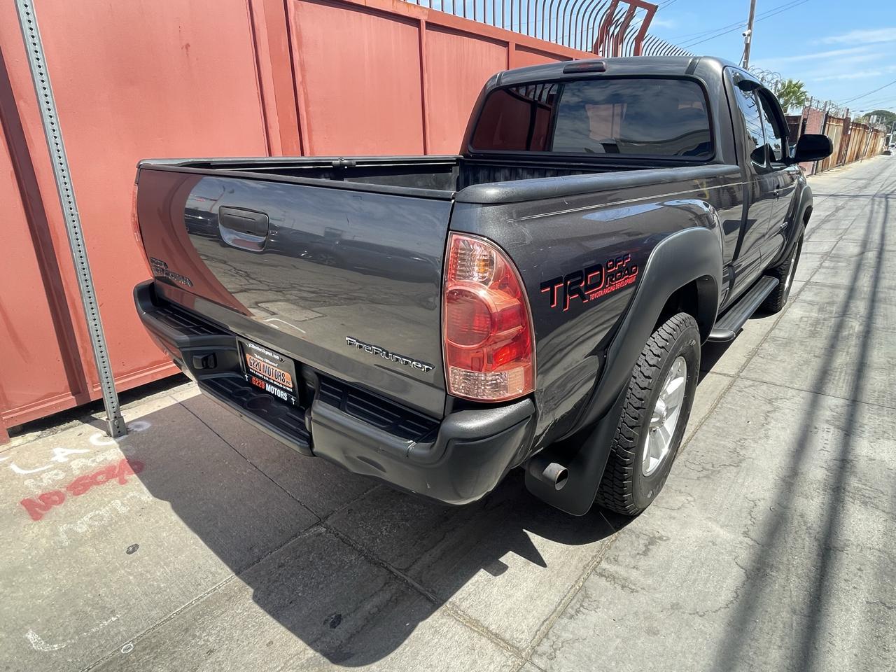 Toyota Tacoma PreRunner Access Cab 2WD 2013