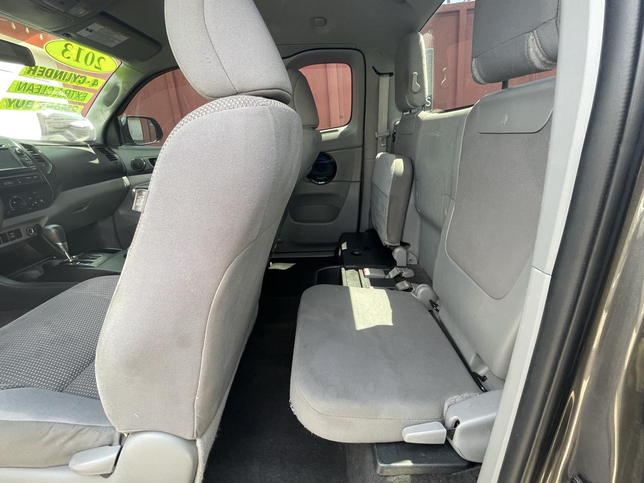 Toyota Tacoma PreRunner Access Cab 2WD 2013
