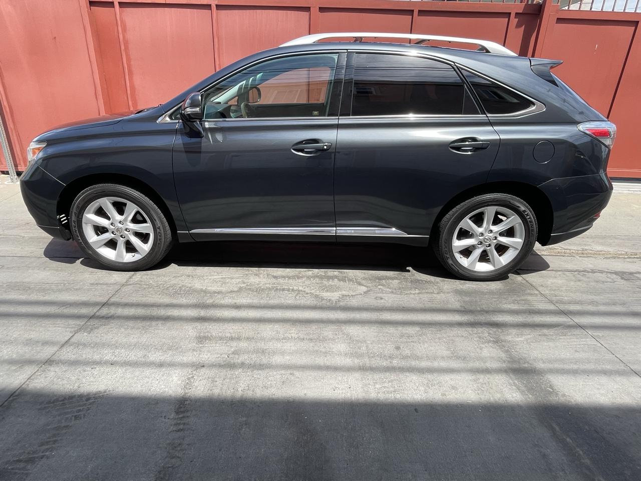 Lexus RX 350 FWD 2011