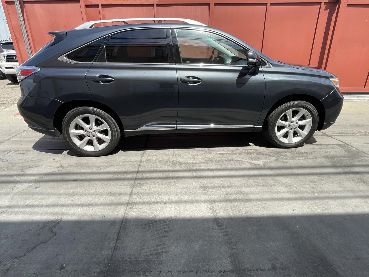 Lexus RX 350 FWD 2011