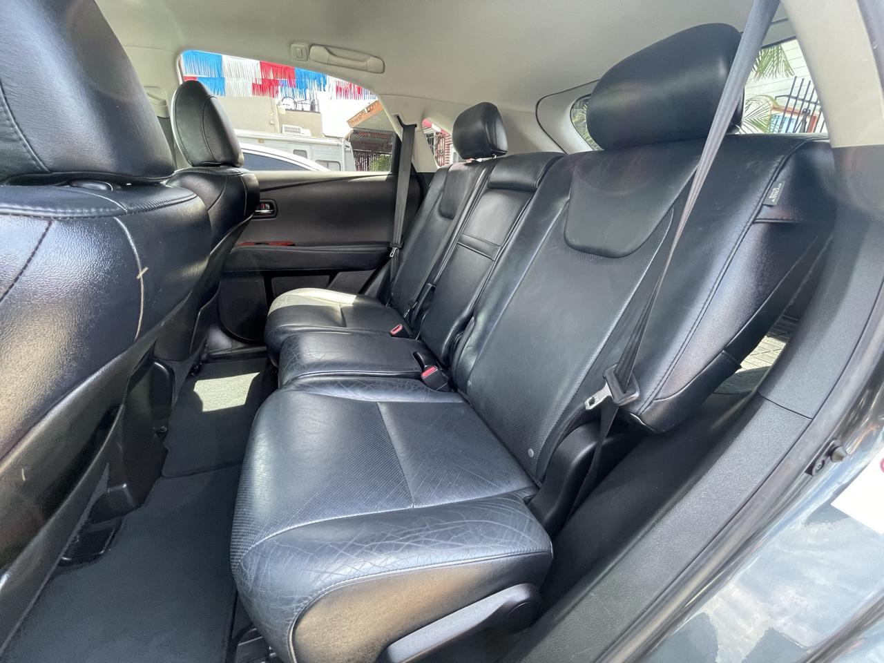 Lexus RX 350 FWD 2011