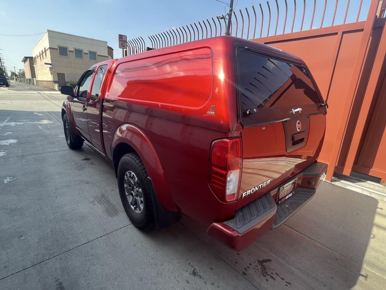 Nissan Frontier SV King Cab 6MT 2WD 2015