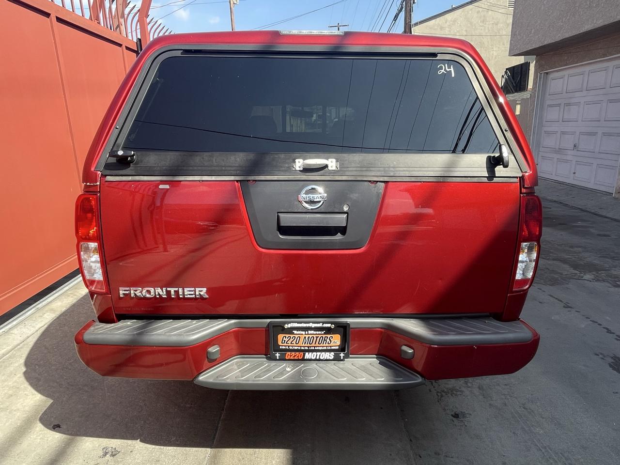 Nissan Frontier SV King Cab 6MT 2WD 2015
