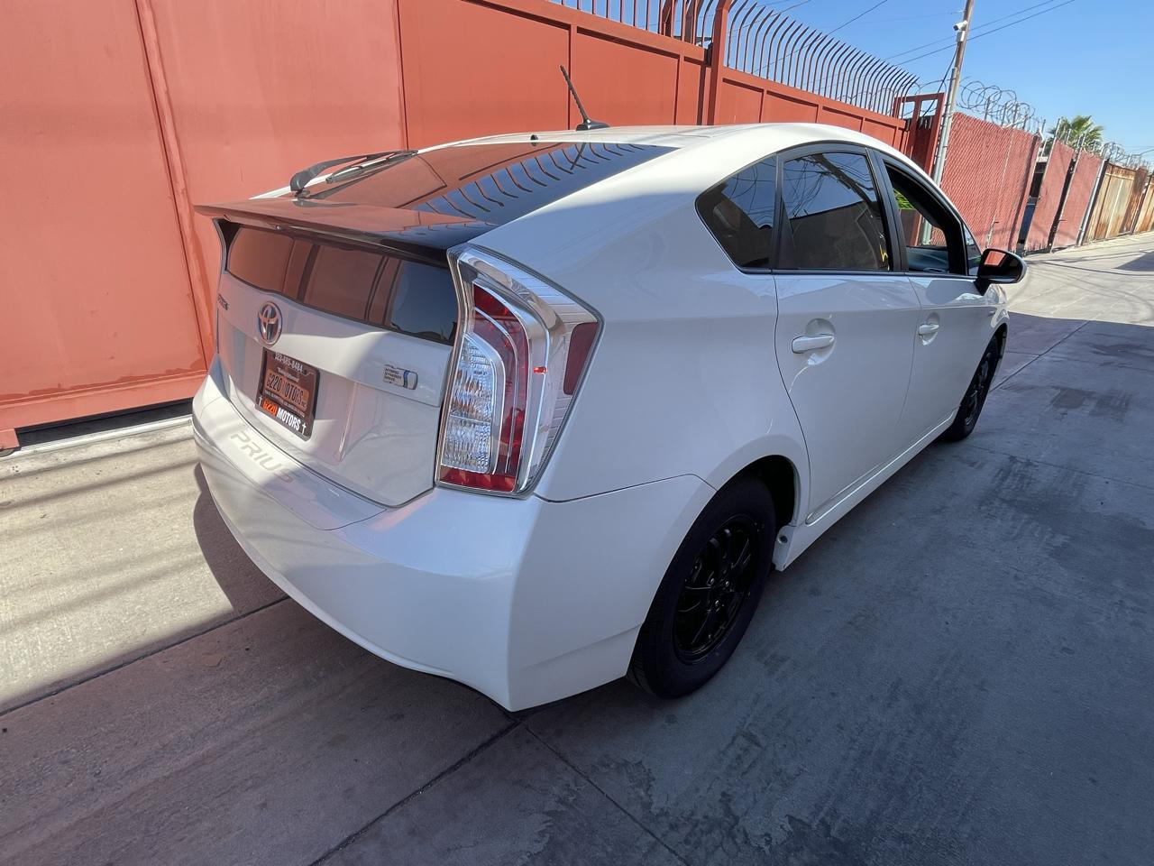 Toyota Prius Four 2015