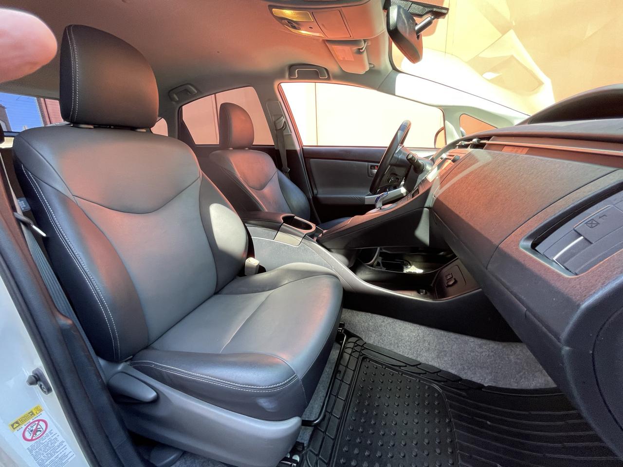 Toyota Prius Four 2015