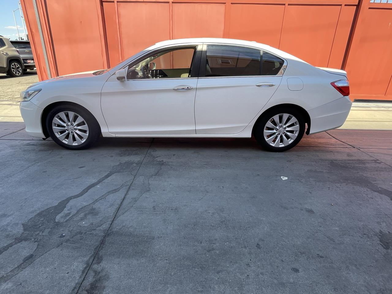 Honda Accord EX-L Sedan CVT 2013