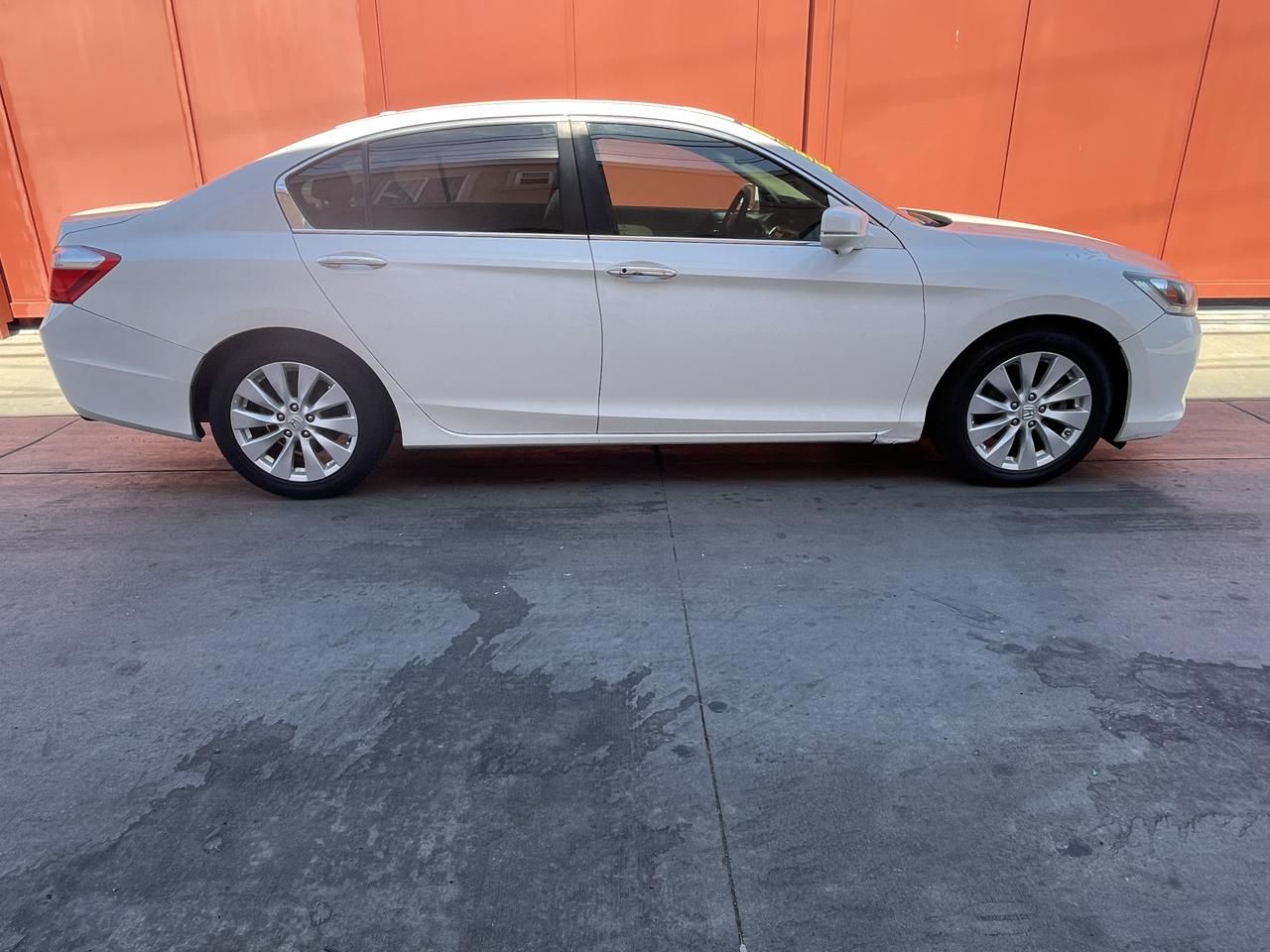 Honda Accord EX-L Sedan CVT 2013