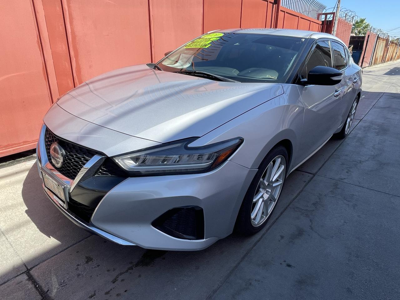 Nissan Maxima 3.5 SV 2020