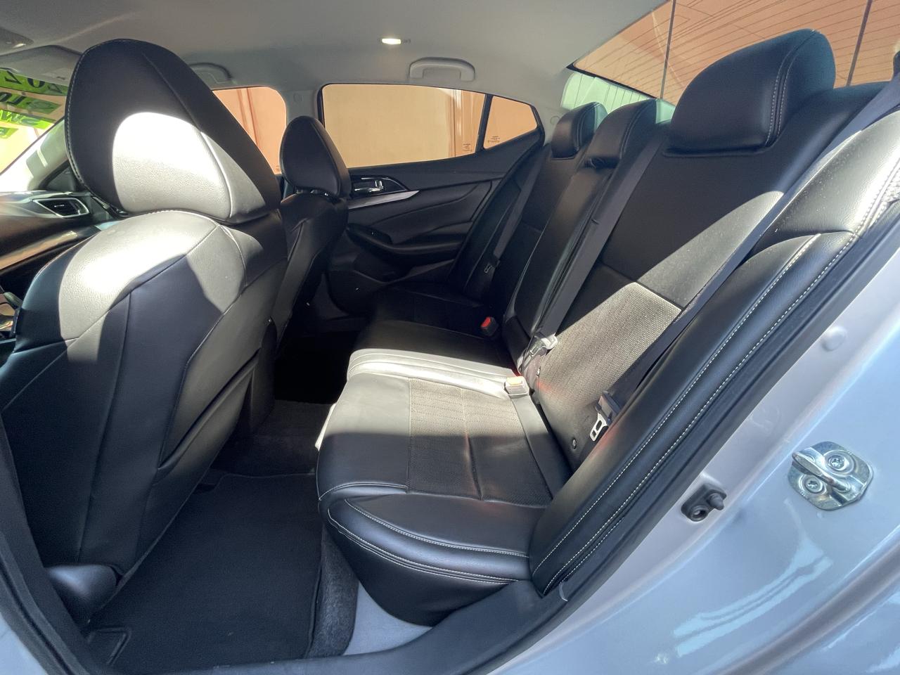 Nissan Maxima 3.5 SV 2020